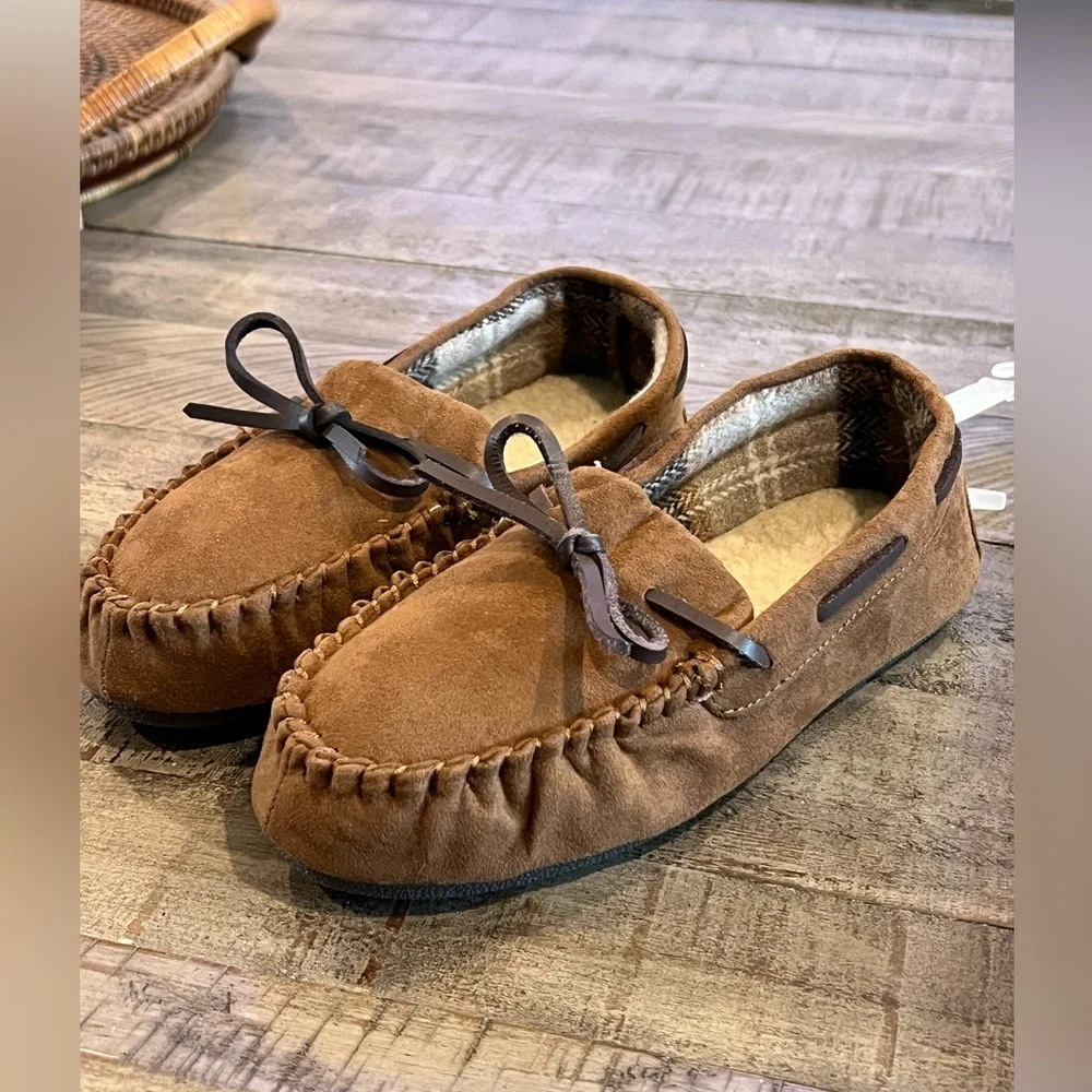 Boys' Lionel Moccasin Slippers - Cat & Jack
